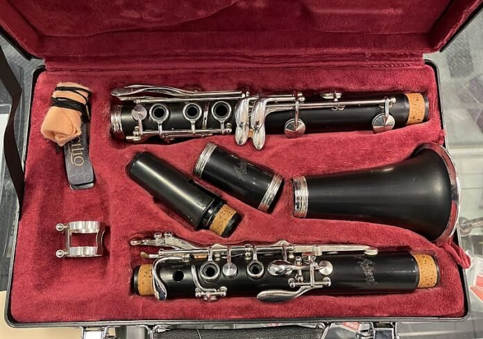 Accent Clarinet CL92W